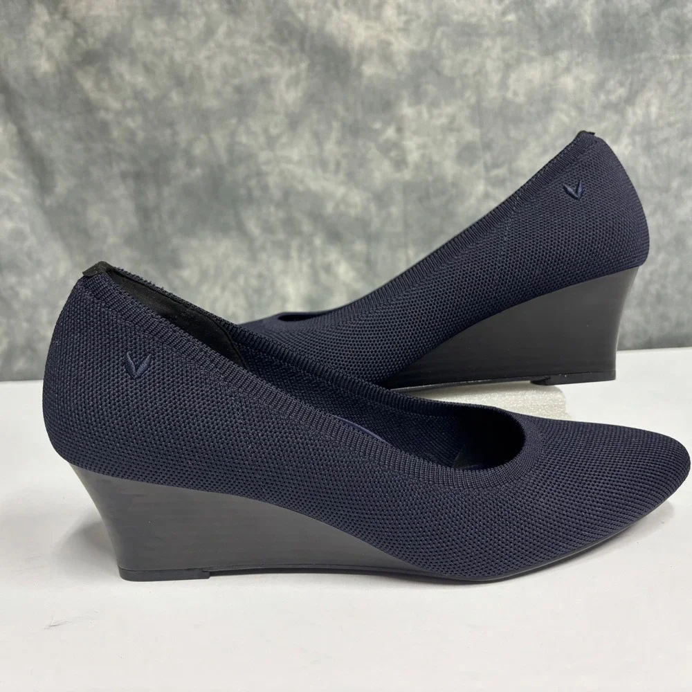VIVAIA Pointed-Toe Wedge Pumps Women 9 Navy Blue Knit Comfort Sustainable NWOB